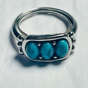 Vintage 1976 Avon Desert Azure Ring Silver toned and Turquoise Ring